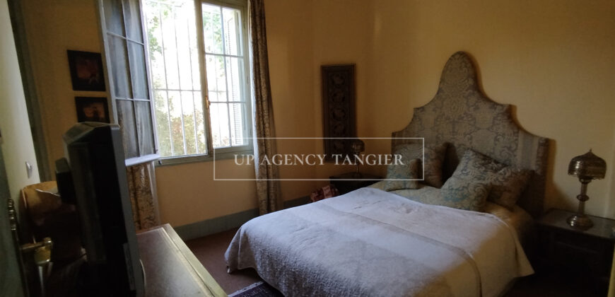 Beautiful House “Golden age” in Tangier