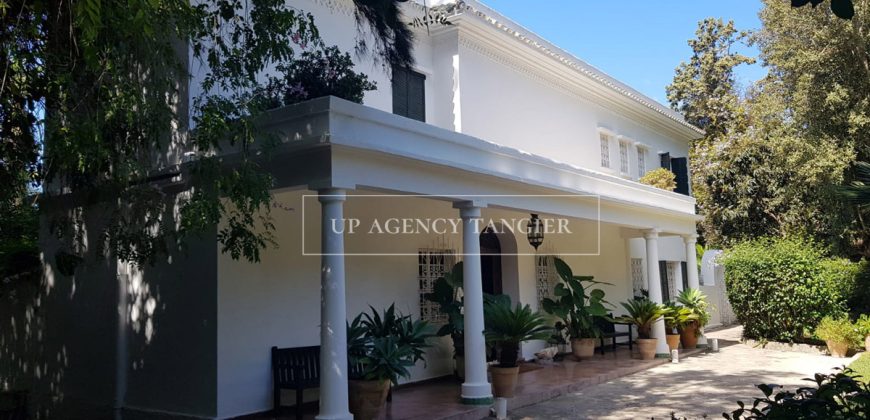 Charmante villa patricienne avec jardin à Marshan (Tanger)