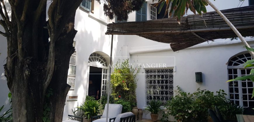 Charmante villa patricienne avec jardin à Marshan (Tanger)