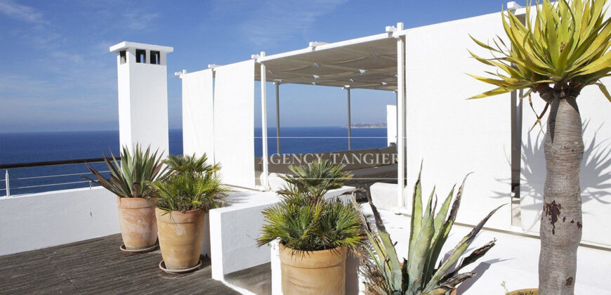 Exceptional villa facing the Strait (Tangier)