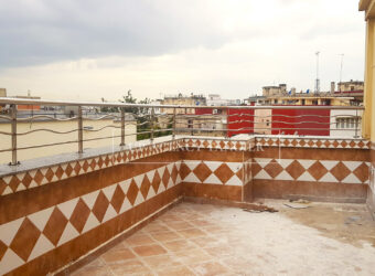 Grand immeuble d’habitation en centre-ville (Tanger)
