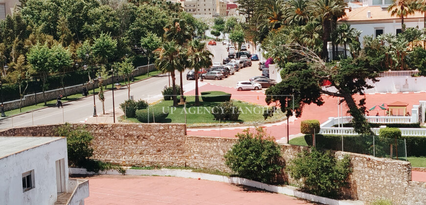 Large apartment in Marshan (Tangier) facing the Strait