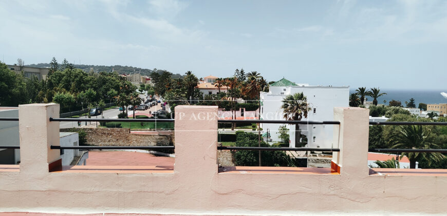 Large apartment in Marshan (Tangier) facing the Strait