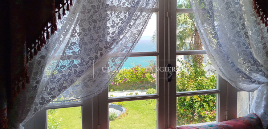 Large apartment in Marshan (Tangier) facing the Strait