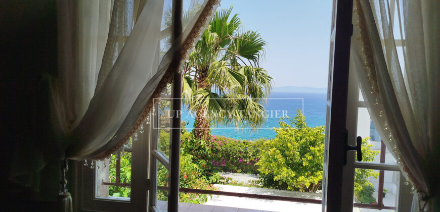 Large apartment in Marshan (Tangier) facing the Strait