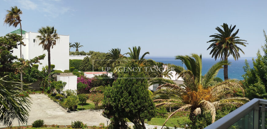 Large apartment in Marshan (Tangier) facing the Strait