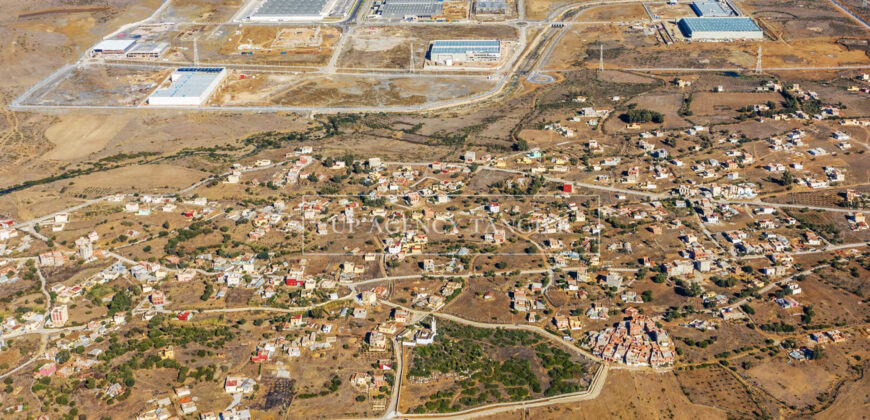 Terrain constructible de 10.000m2 pour zone industrielle (Tanger)