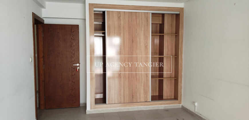 Large appartment for rent in Tangier (Iberia)
