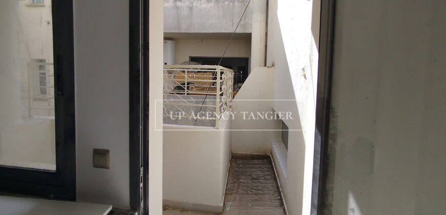 Large new appartment with terrace for rent in Tangier (Iberia)