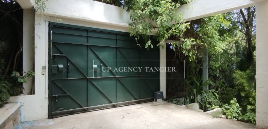 Beautiful villa for sale from the 50s in the ‘Old Moutain’ (Tangier)