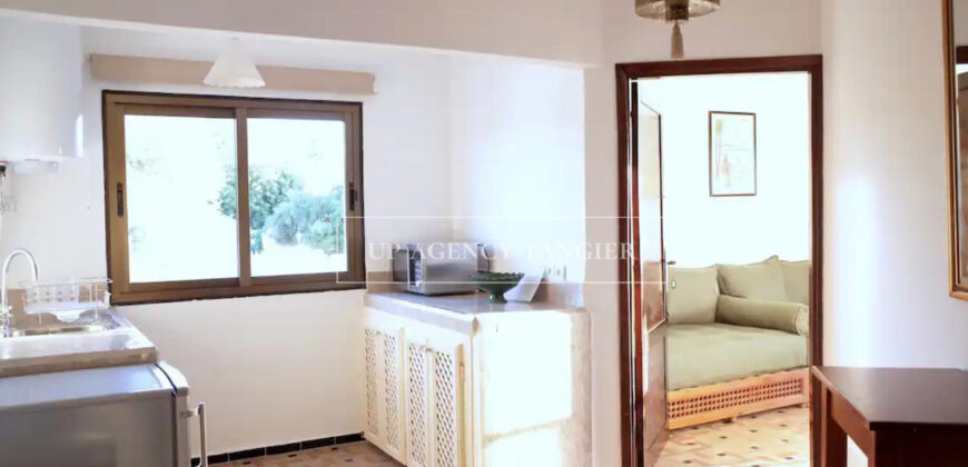 Exceptional building in Asilah facing the sea, multi-apartment, triplex and commercial space