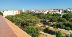 Exceptional building in Asilah facing the sea, multi-apartment, triplex and commercial space
