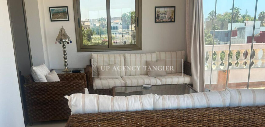 Exceptional building in Asilah facing the sea, multi-apartment, triplex and commercial space
