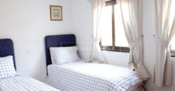 Exceptional building in Asilah facing the sea, multi-apartment, triplex and commercial space