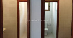 Exceptional building in Asilah facing the sea, multi-apartment, triplex and commercial space