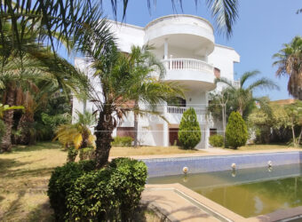 Villa moderne avec piscine à Tanger