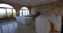 Grande villa à Tanger avec vue sur le Détroit