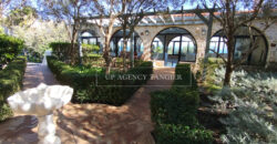 Grande villa à Tanger avec vue sur le Détroit