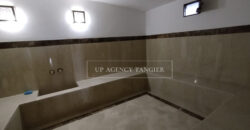 Grande villa à Tanger avec vue sur le Détroit