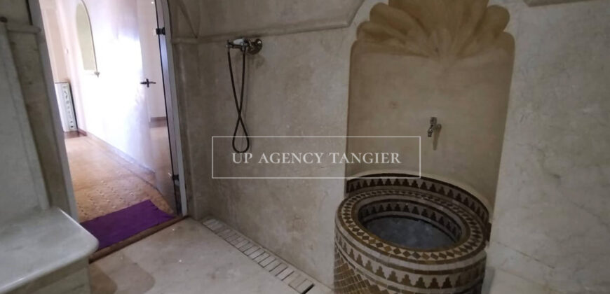 Grande villa à Marshan Tanger face au Détroit