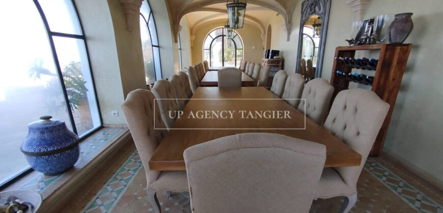 Grande villa à Marshan Tanger face au Détroit