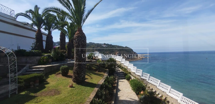 Grande villa à Marshan Tanger face au Détroit