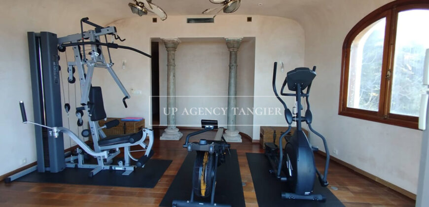 Grande villa à Marshan Tanger face au Détroit