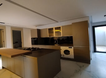 Bel appartement tout neuf (98 m2). Quartier de Golf. Tanger