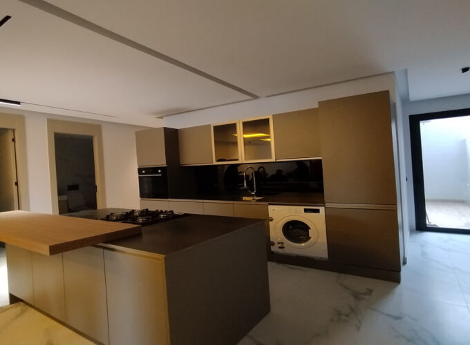 A beautiful, brand-new flat (98 m2). Golf district. Tangier