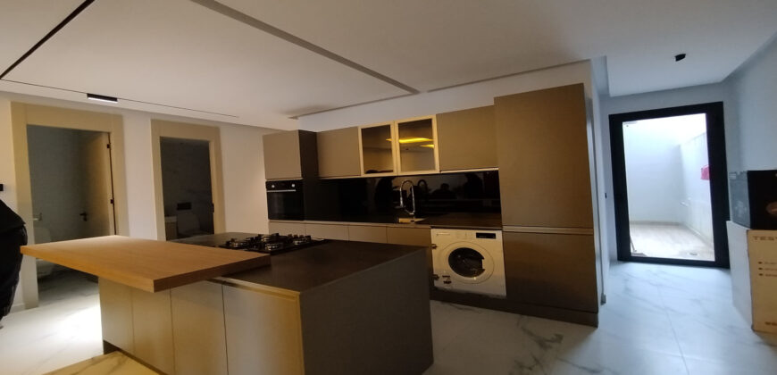 Bel appartement tout neuf (98 m2). Quartier de Golf. Tanger
