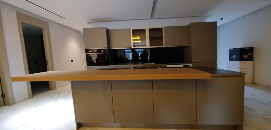 Bel appartement tout neuf (98 m2). Quartier de Golf. Tanger